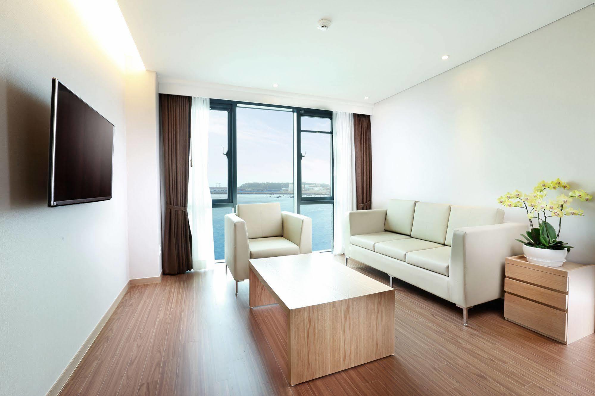 Hotel Fine Seogwipo Bagian luar foto
