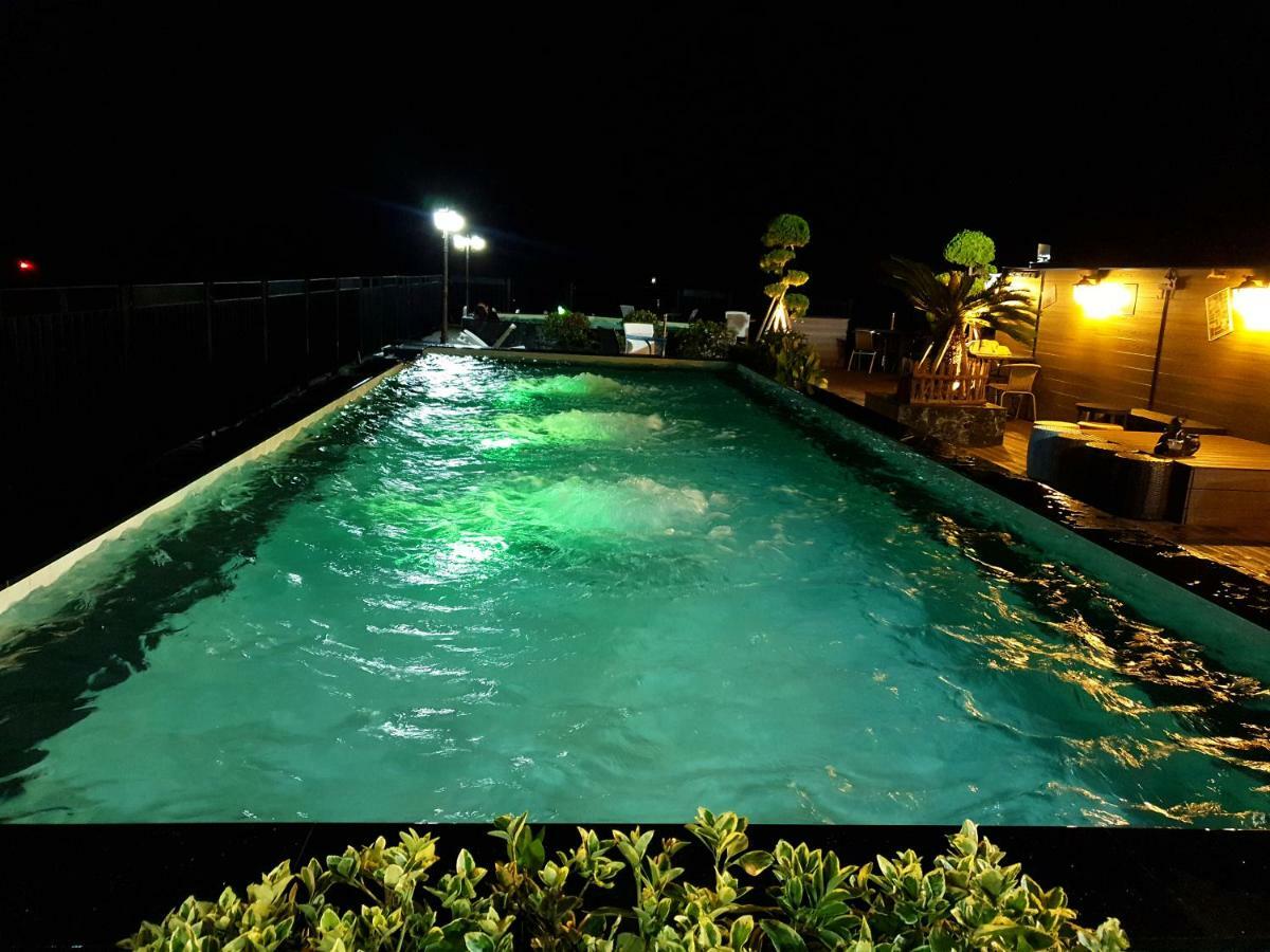 Hotel Fine Seogwipo Bagian luar foto